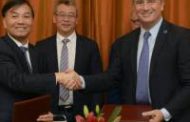 Etchevehere firmó un convenio con la empresa estatal china Sinograin
