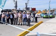 Durante la inauguración de la modernización del sistema de pesaje, acompañado por la comunidad portuaria.