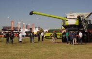 CLAAS celebra en Expoagro sus 500.000 cosechadoras fabricadas mostrando porqué son más que una máquina