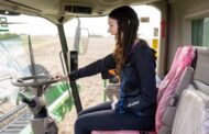 +Agro +Futuro: Bayer impulsa la tercera edición del programa que conecta a los jóvenes con la innovación y el agro